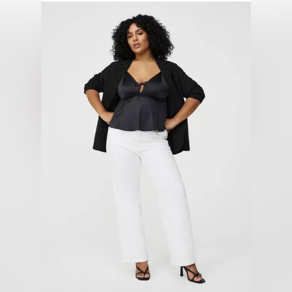Torrid NWOT Bombshell Wide-Leg High-Rise Rhinestone Jeans